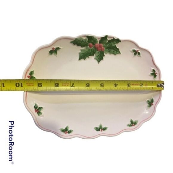 OTAGIRI Oval Hand-painted Holly Serving Dish - Picture 3 of 4
